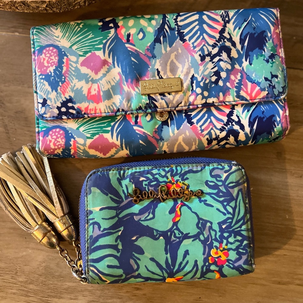 Lilly Pulitzer Tropical Print Clutch and Wallet